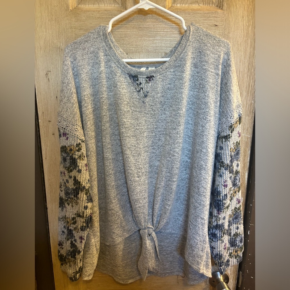 Cato Gray Knit Tie-Front Pullover with Floral Sleeve Panels